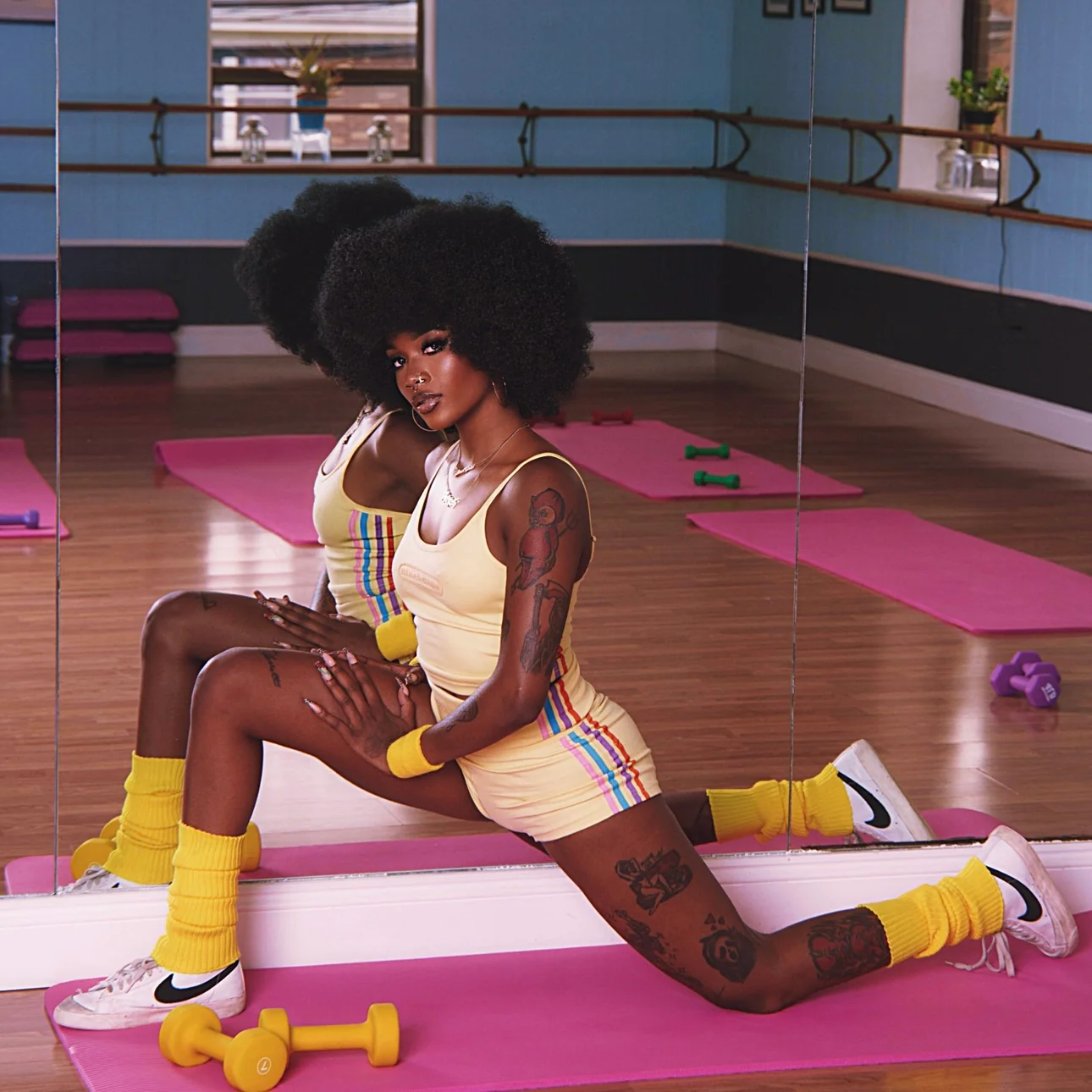 "Pump It Up" Shorts (lemon) - Image 3